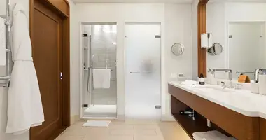 Hotel 40 m² in Tivat, Montenegro