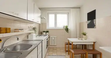 Wohnung 3 zimmer in Warschau, Polen