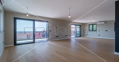 5 room apartment in Grad Porec, Croatia