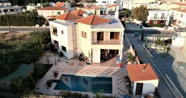 Maison 5 chambres dans Chlórakas, Chypre