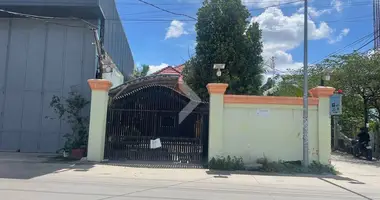 Plot of land in Sangkat Cheung Aek, Cambodia