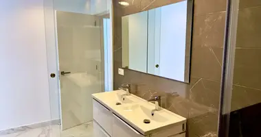 Villa 4 bedrooms in Urbanizacion Dona Pepa, Spain