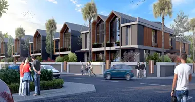 Villa 4 bedrooms in Muratpasa, Turkey