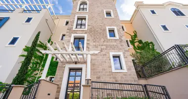 Apartamento 2 habitaciones en Radovici, Montenegro