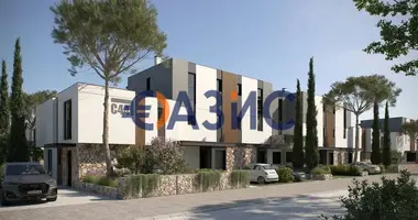 Dom 4 pokoi w Nesebyr, Bułgaria