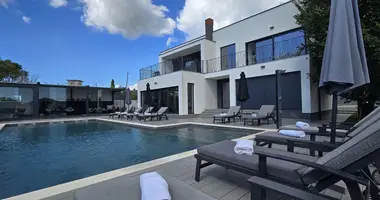 Villa 5 bedrooms in Grad Pula, Croatia