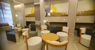 Wohnung 3 zimmer in Regiao Imediata de Sao Paulo, Brasilien