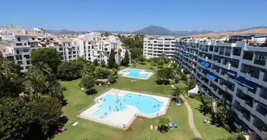 Apartamento 4 habitaciones en Marbella, Španjolska