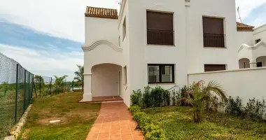 4 bedroom apartment in Estepona, Spain