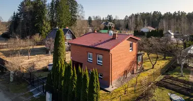 Dom 4 pokoi w Dzerumi, Łotwa