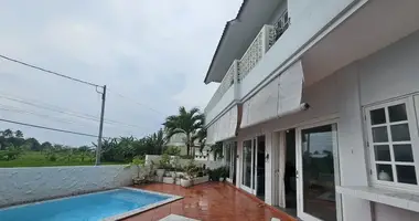 Villa 5 bedrooms in Ubud, Indonesia