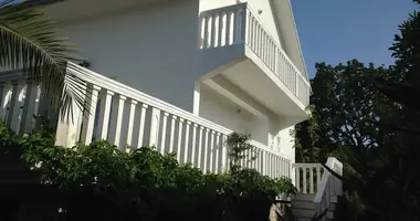 Haus 3 Schlafzimmer in Luštica Bay Golf Course, Montenegro