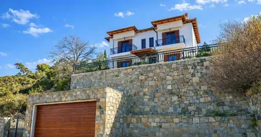 Villa 5 zimmer in Neos Marmaras, Griechenland