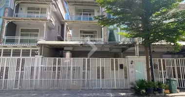 Вилла 4 комнаты в Sangkat Ou Baek Kam, Камбоджа