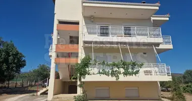 Особняк 8 комнат в Loutraki Perachora Agioi Theodoroi Municipality, Греция