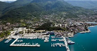 Appartement 4 chambres dans Tivat, Monténégro