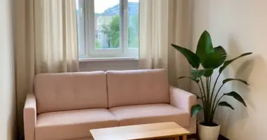 Mieszkanie 3 pokoi w Warszawa, Polska