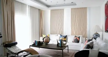 Apartamento 5 habitaciones en Agios Tychonas, Chipre