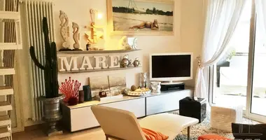 3 habitaciones en Riccione, Italia