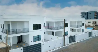 Maison 4 chambres dans Accra, Ghana