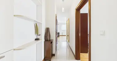 Nieruchomości komercyjne 79 m² w Warszawa, Polska