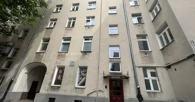 Mieszkanie 2 pokoi w Warszawa, Polska