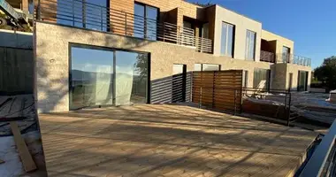 3 bedroom house in Kavac, Montenegro