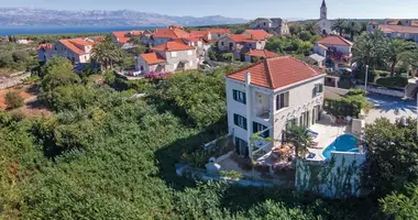 4 bedroom house in Croatia