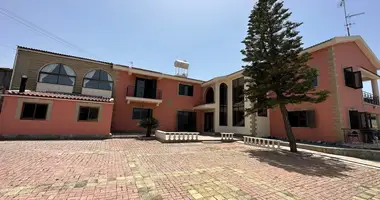 5 bedroom apartment in Prastio, Cyprus