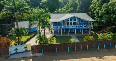 4 bedroom house in Sandy Bay, Honduras