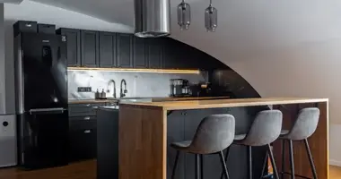 Commercial property 63 m² in Warsaw, Poland