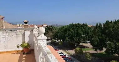 Mieszkanie 5 pokojów w Malaga, Hiszpania