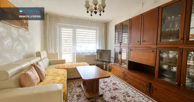 Apartamento 3 habitaciones en Kaunas, Lituania