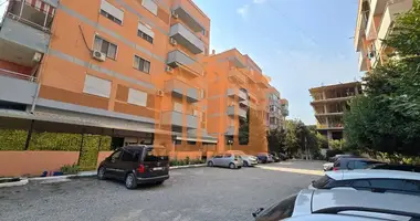 Apartamento 3 habitaciones en Golem, Albania