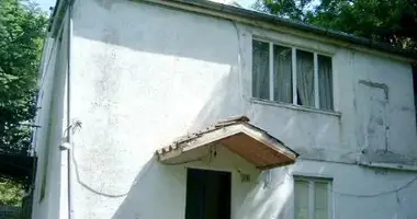 Casa 8 habitaciones en Camporotondo di Fiastrone, Italia