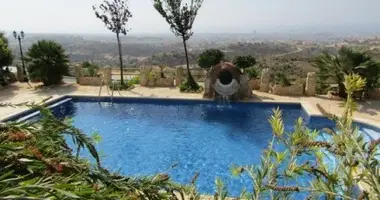 Квартира 5 спален в район Лимасол, Кипр