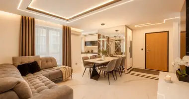 Apartamento 4 habitaciones en Varsovia, Polonia