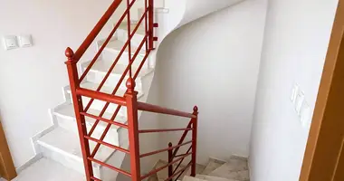 Investment 330 m² in Kassandrino, Greece