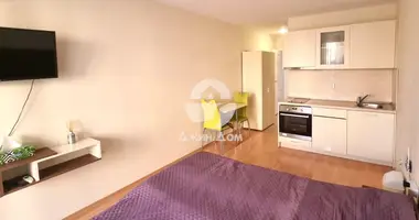 Квартира 1 комната в Несебр, Болгария