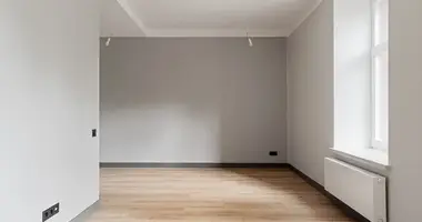 Wohnung 4 zimmer in Riga, Lettland