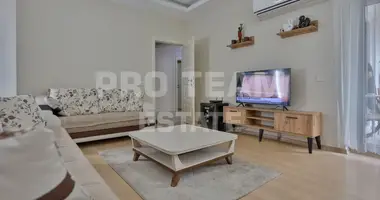 Penthouse 4 pokoi w Muratpasa, Turcja