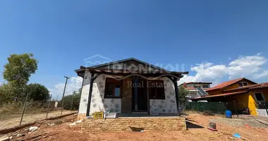 Maison 2 chambres dans Kalyves Polygyrou, Grèce