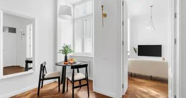 Wohnung 2 zimmer in Warschau, Polen
