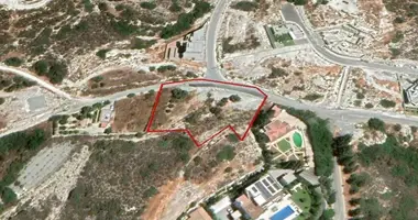 Grundstück in Agios Tychonas, Zypern