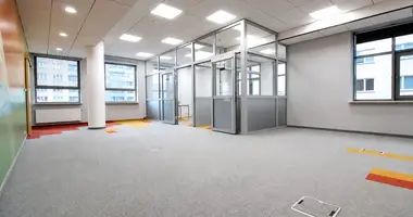 Propriété commerciale 122 m² dans Varsovie, Pologne