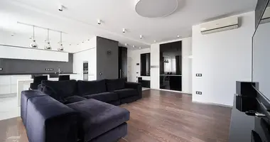Wohnung 3 zimmer in Minsk, Belarus