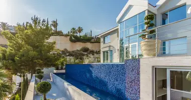 Villa 5 bedrooms in Agios Tychonas, Cyprus