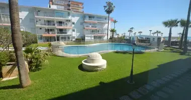 Apartamento 3 habitaciones en Fuengirola, Španjolska