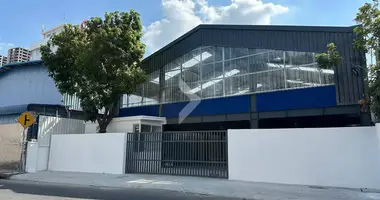 Land in Sangkat Phsar Daeum Thkov, Cambodia