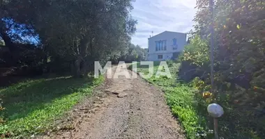 Дом в Гувья, Греция